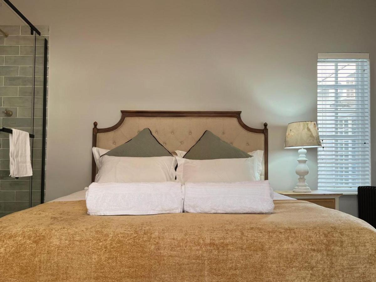 Serenity Living Hotel Willows Екстериор снимка